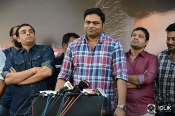 Yevadu Movie Success Meet